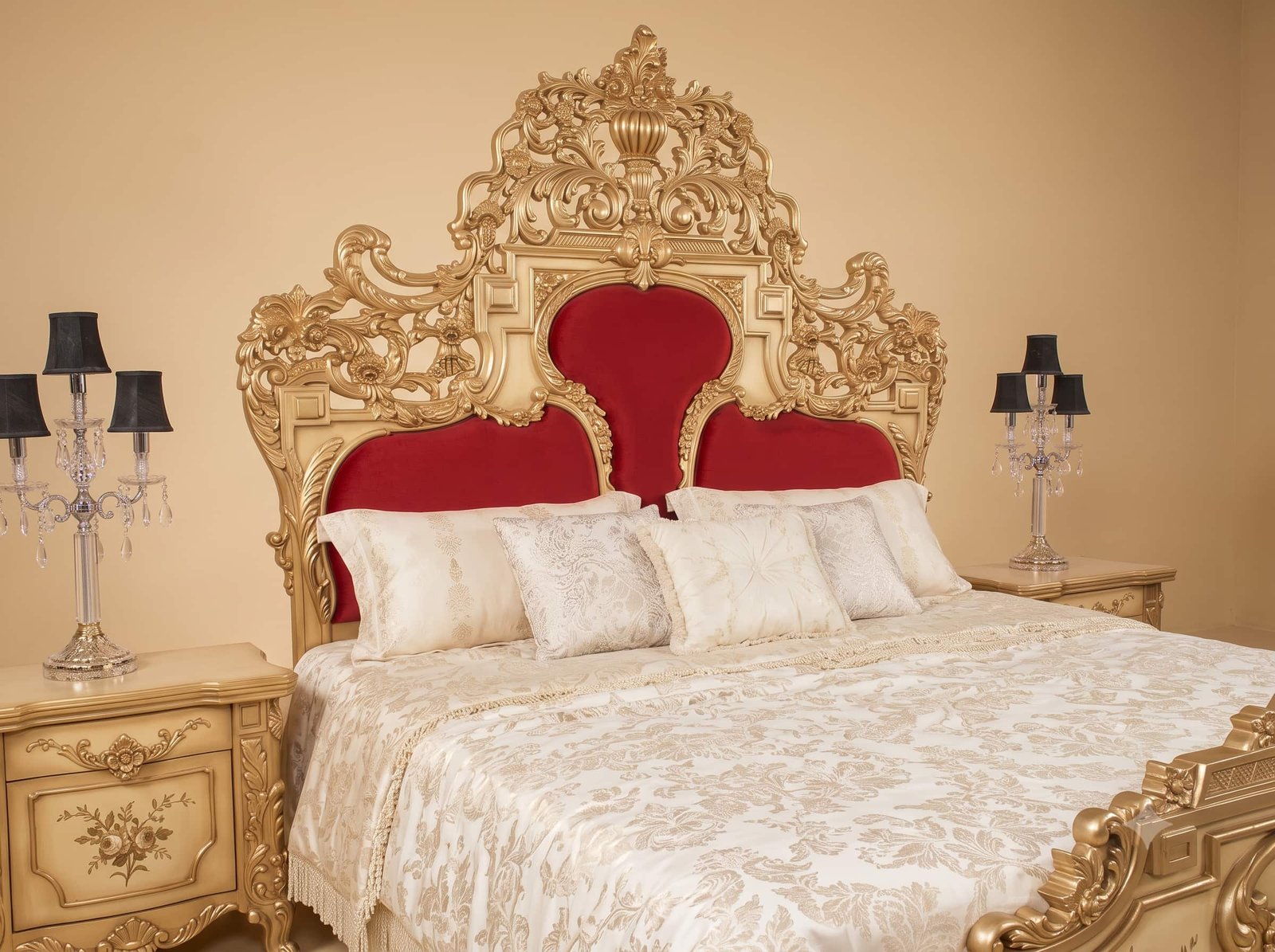 Hand Painted Bed in Carved Teak - Ivory and Gold with Red Panels - Image 4