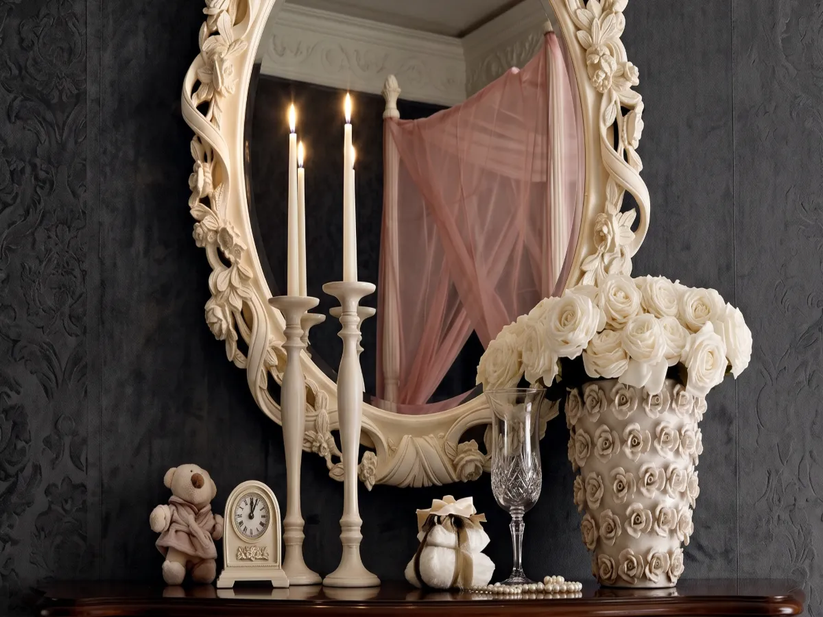 Luxury Classic Style Floral Carved Mirror Frame